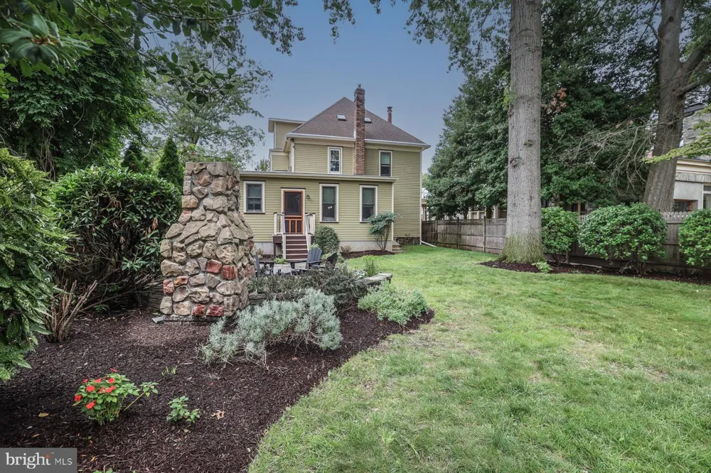 16 E STILES AVENUE Collingswood, NJ 08108