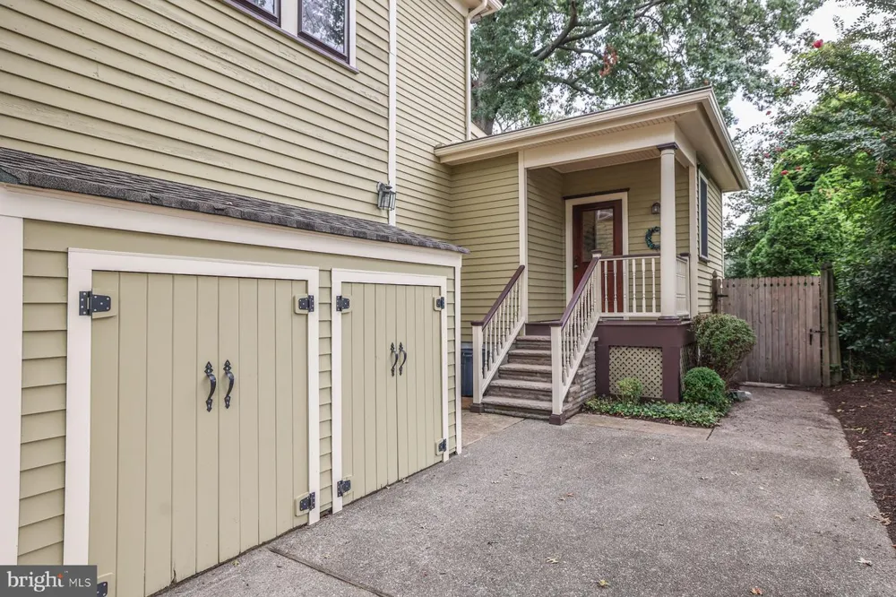 16 E STILES AVENUE Collingswood, NJ 08108