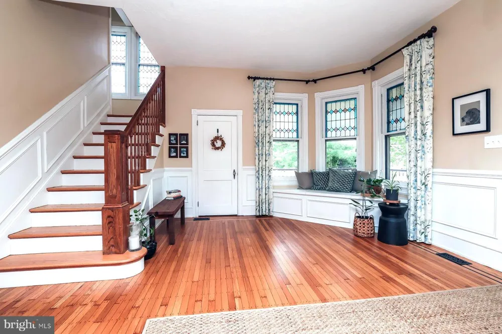 16 E STILES AVENUE Collingswood, NJ 08108
