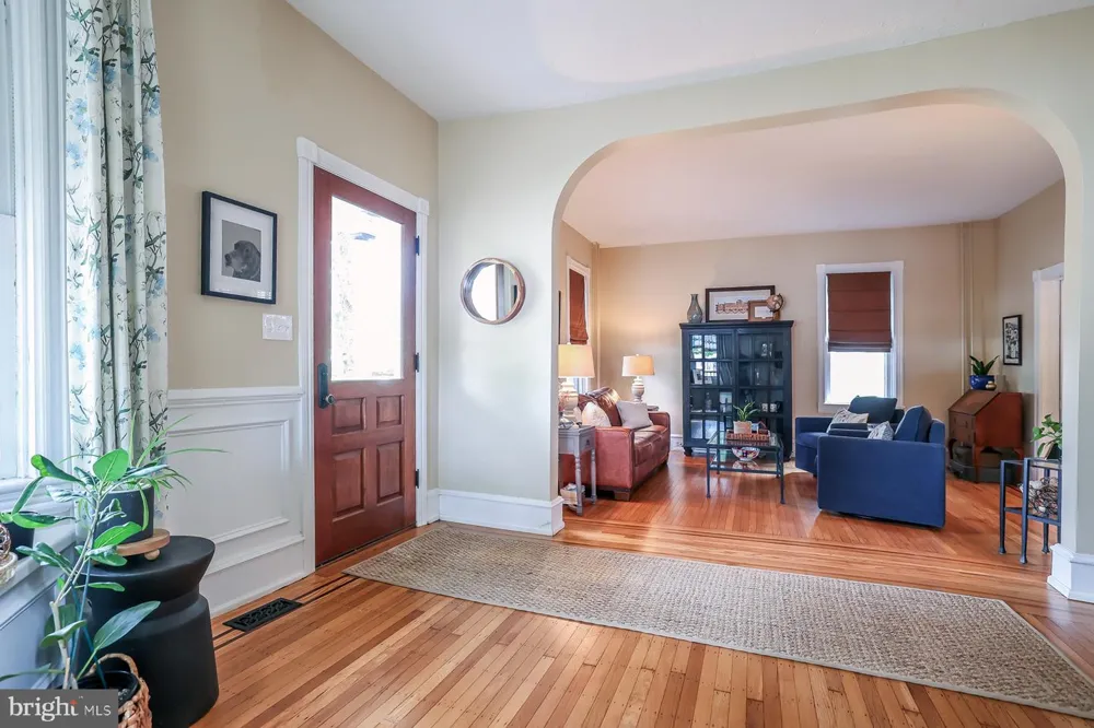 16 E STILES AVENUE Collingswood, NJ 08108