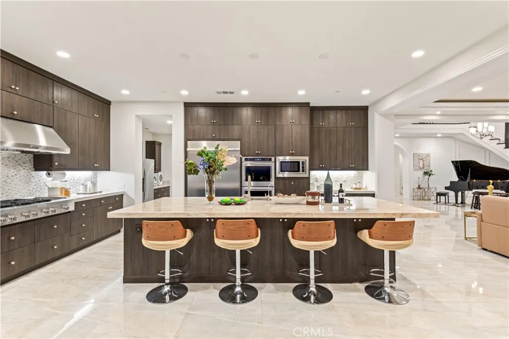 5512 Heritage Oak Drive Lake Forest, CA 92679