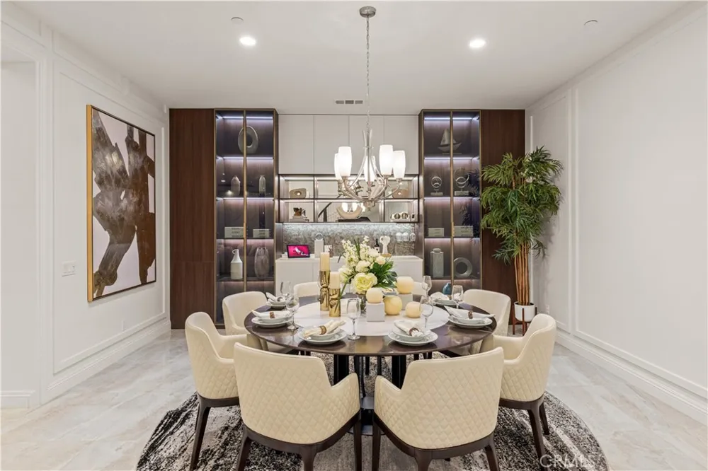 5512 Heritage Oak Drive Lake Forest, CA 92679
