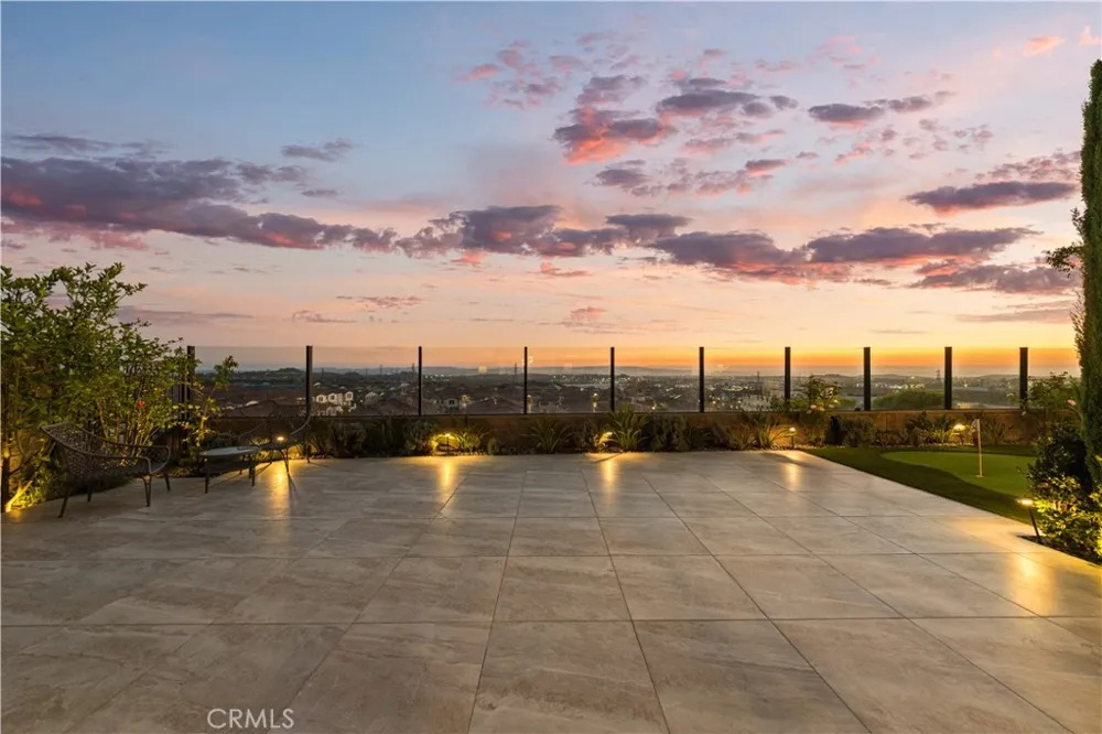 5512 Heritage Oak Drive Lake Forest, CA 92679
