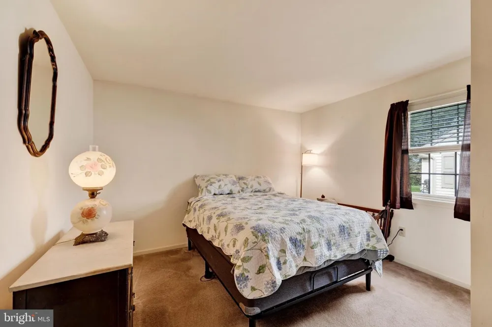 19 SCENIC DRIVE Myerstown, PA 17067