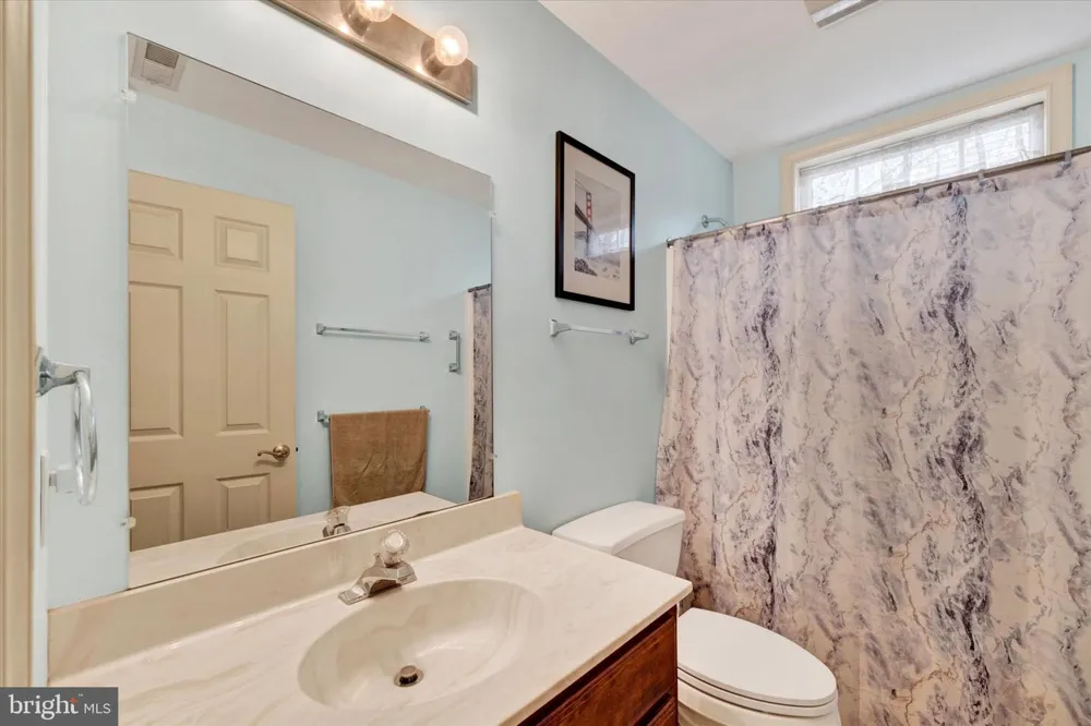 19 SCENIC DRIVE Myerstown, PA 17067