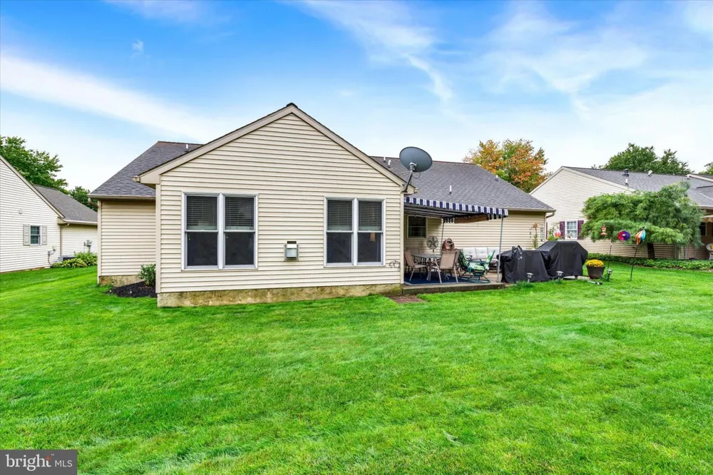 19 SCENIC DRIVE Myerstown, PA 17067