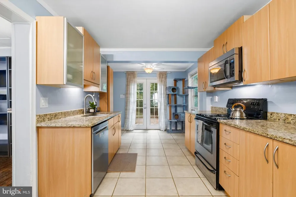 43 E C STREET Brunswick, MD 21716
