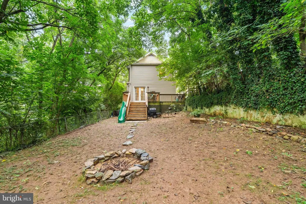 43 E C STREET Brunswick, MD 21716