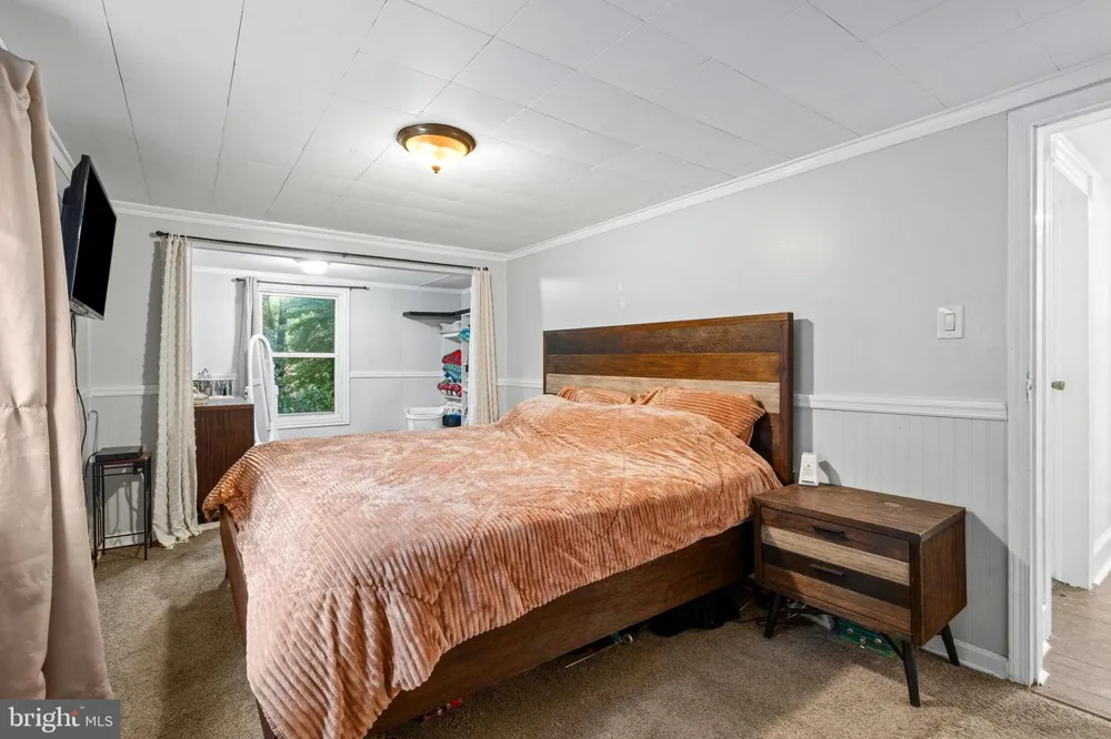 43 E C STREET Brunswick, MD 21716