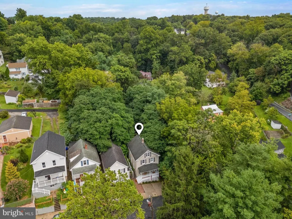 43 E C STREET Brunswick, MD 21716