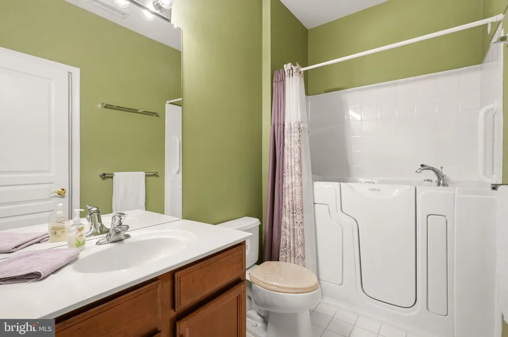 108 PETUNIA DRIVE Kennett Square, PA 19348