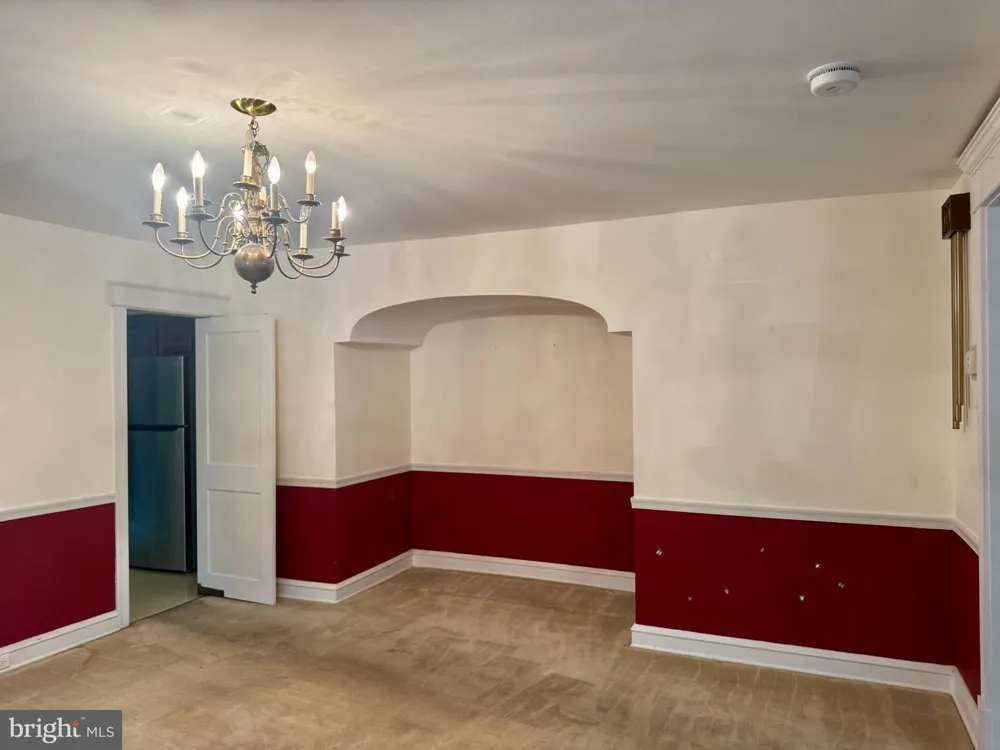 8235 BROOKSIDE ROAD Elkins Park, PA 19027