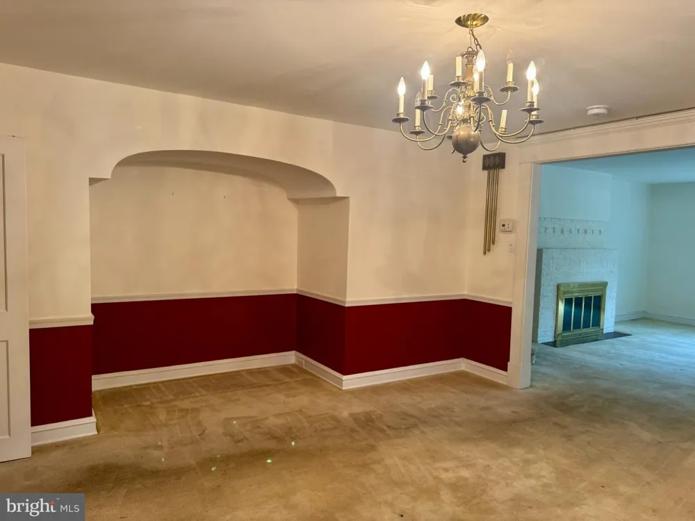 8235 BROOKSIDE ROAD Elkins Park, PA 19027