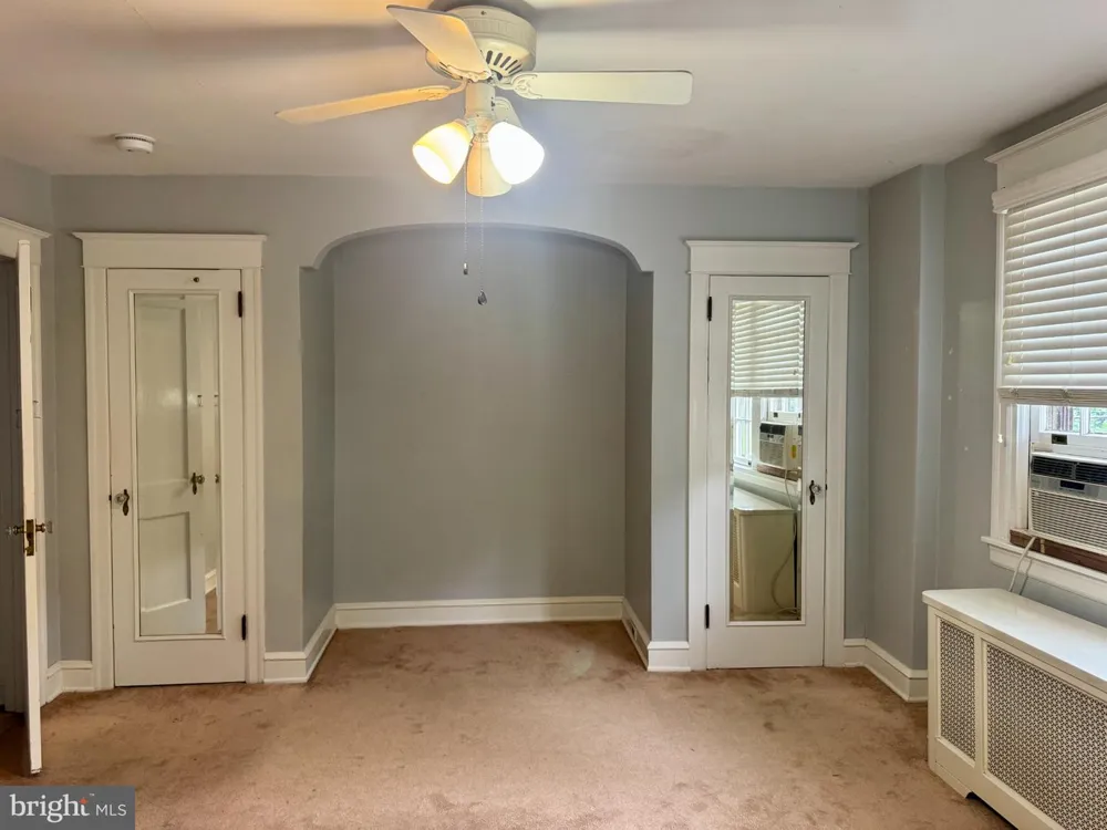 8235 BROOKSIDE ROAD Elkins Park, PA 19027