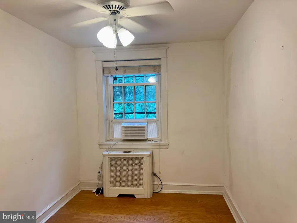 8235 BROOKSIDE ROAD Elkins Park, PA 19027