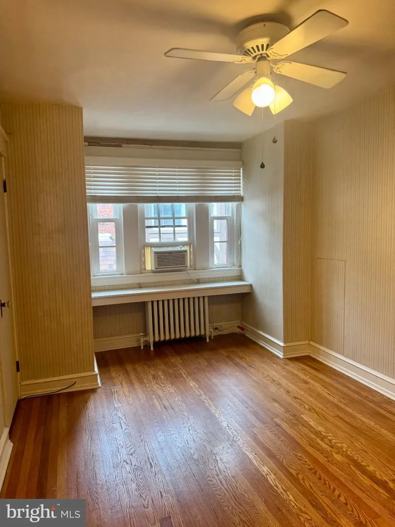 8235 BROOKSIDE ROAD Elkins Park, PA 19027