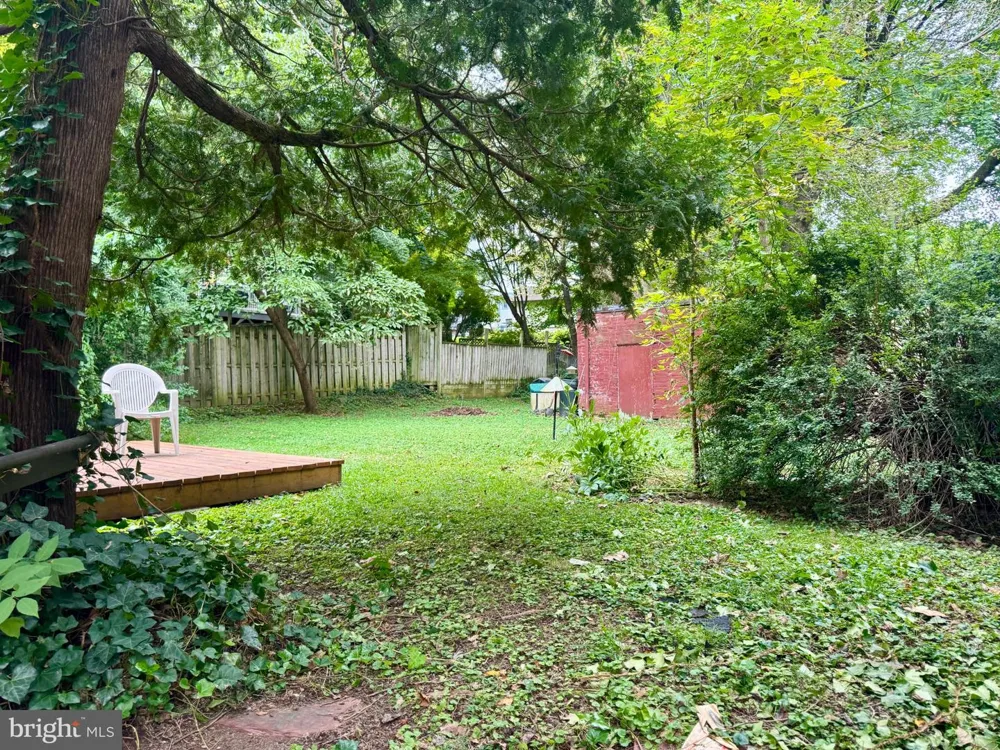 8235 BROOKSIDE ROAD Elkins Park, PA 19027