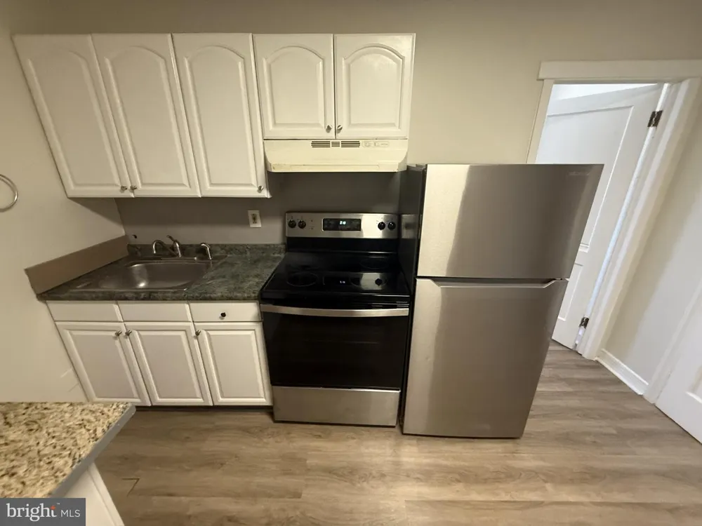 402 SPRINGFIELD ROAD Clifton Heights, PA 19018