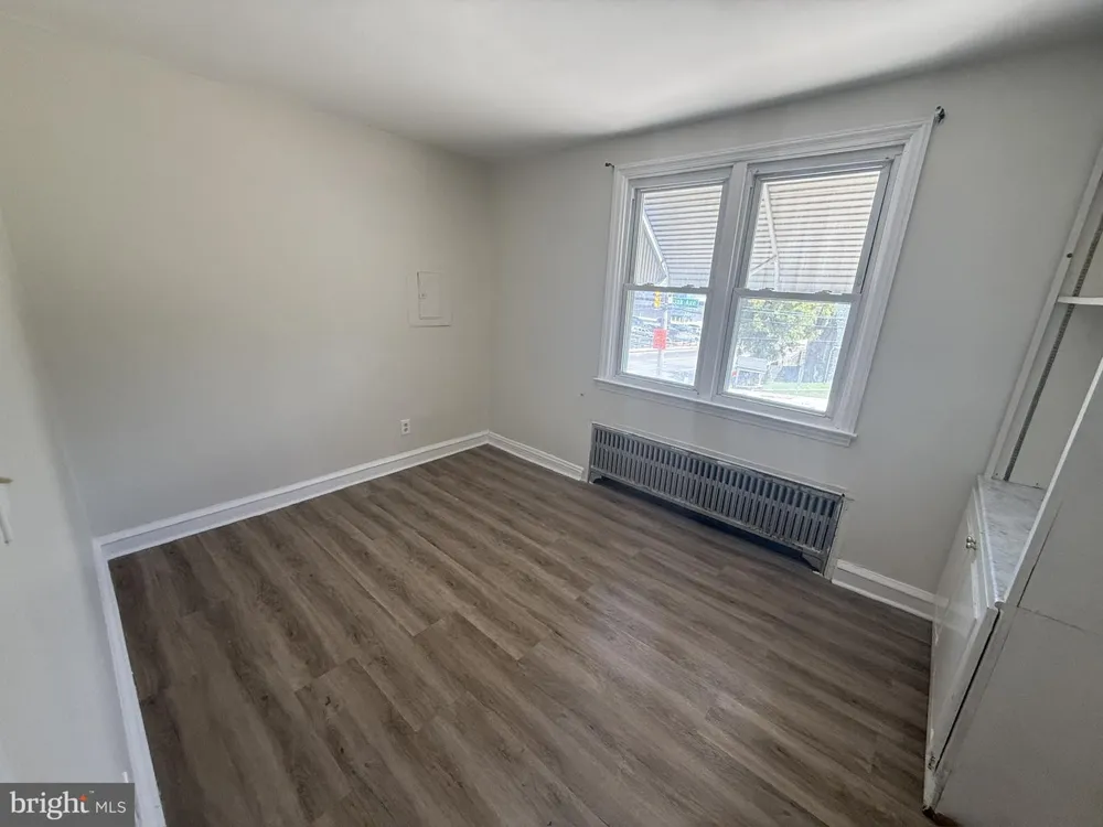 402 SPRINGFIELD ROAD Clifton Heights, PA 19018