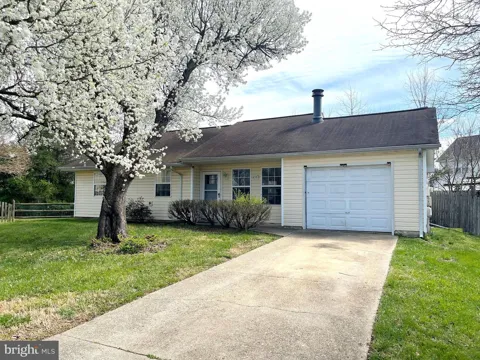 2161 FREEMANTLE COURT