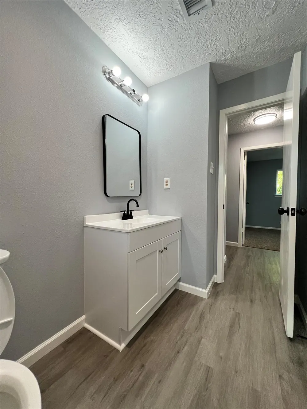 17023 Sunshine Street Houston, TX 77049