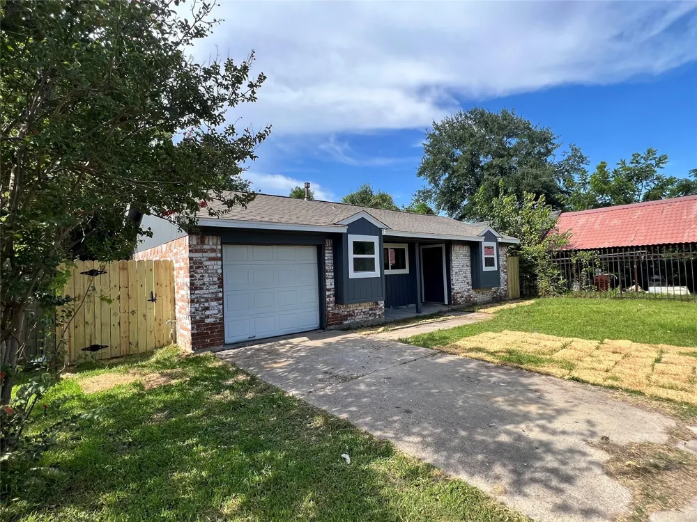 17023 Sunshine Street Houston, TX 77049