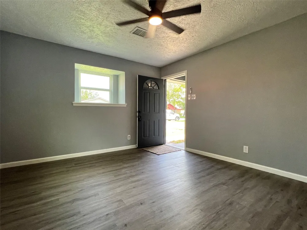 17023 Sunshine Street Houston, TX 77049