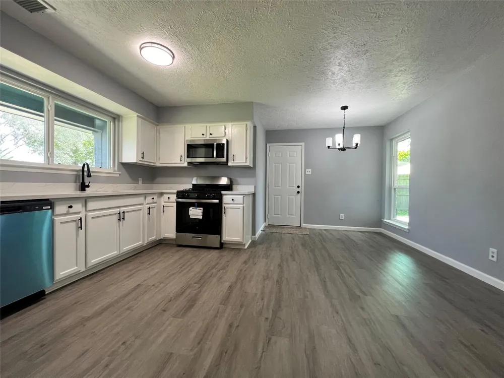 17023 Sunshine Street Houston, TX 77049