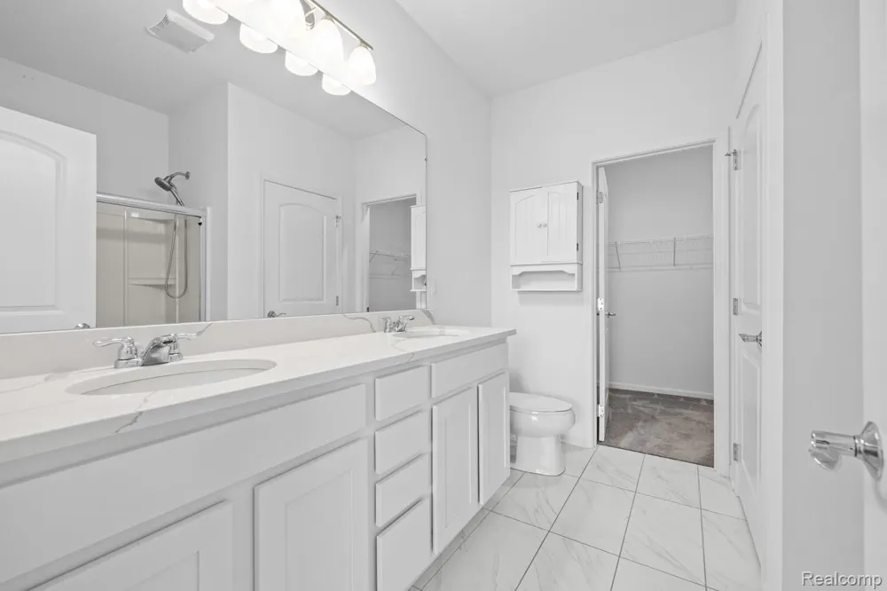 49503 Lantern Way #42 Canton Charter Township, MI 48188