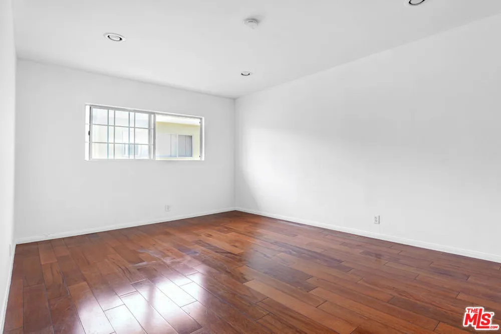 1435 S Hayworth Avenue #5 Los Angeles, CA 90035