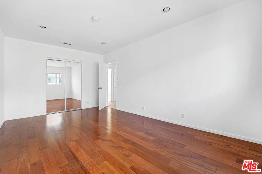 1435 S Hayworth Avenue #5 Los Angeles, CA 90035