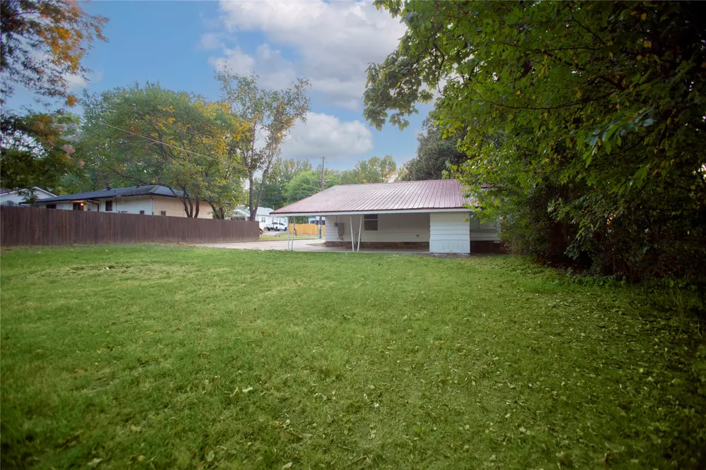 202 S Central Street Wilburton, OK 74578