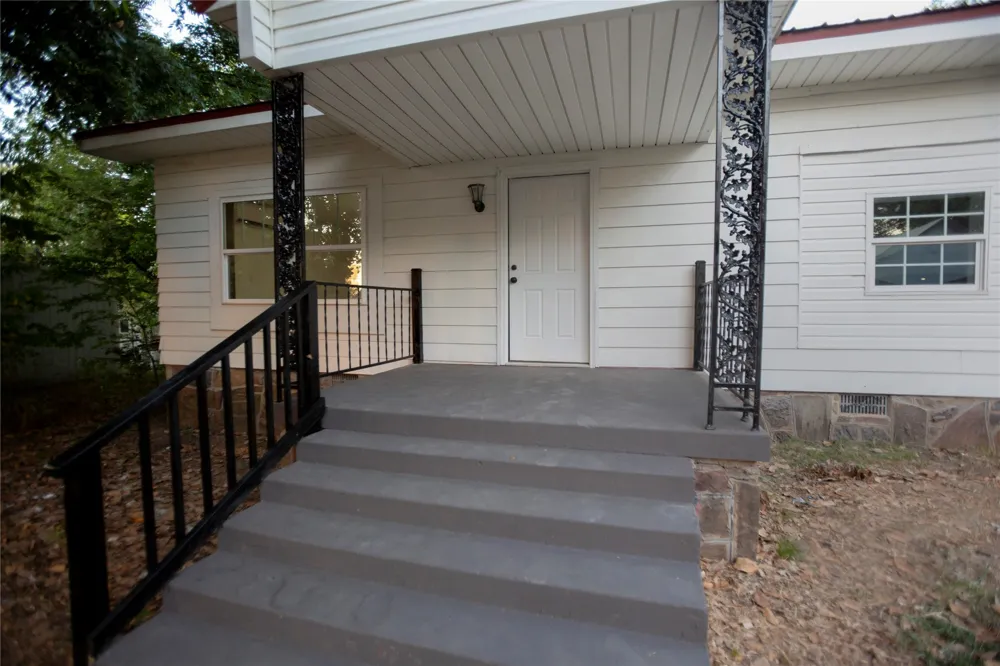 202 S Central Street Wilburton, OK 74578