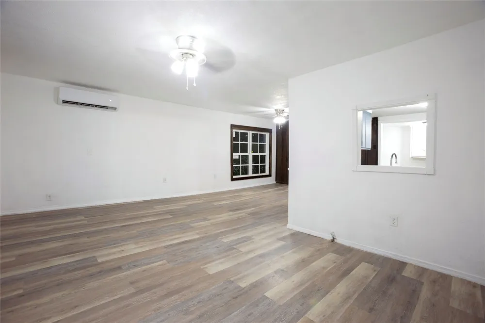202 S Central Street Wilburton, OK 74578