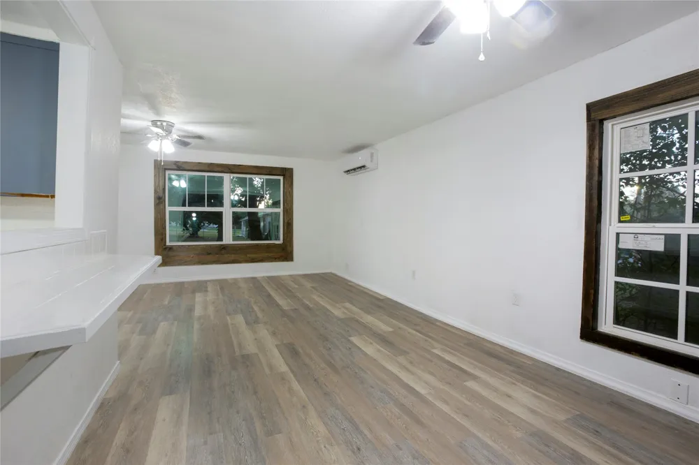 202 S Central Street Wilburton, OK 74578