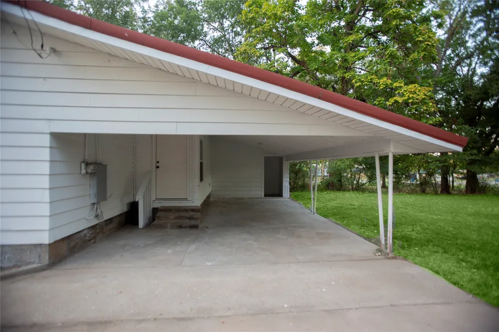 202 S Central Street Wilburton, OK 74578