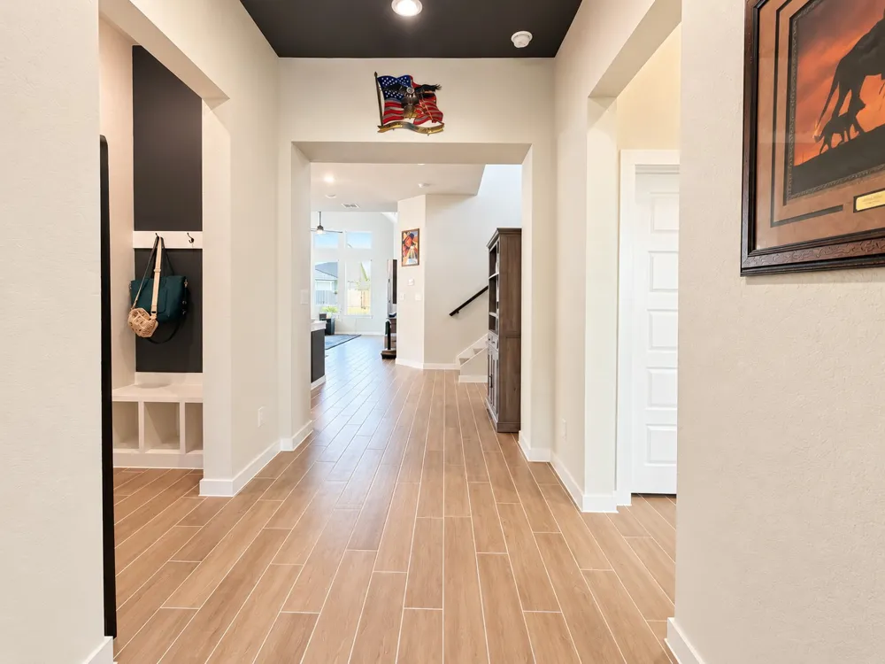 3735 Canby Oak Bluff Seguin, TX 78155