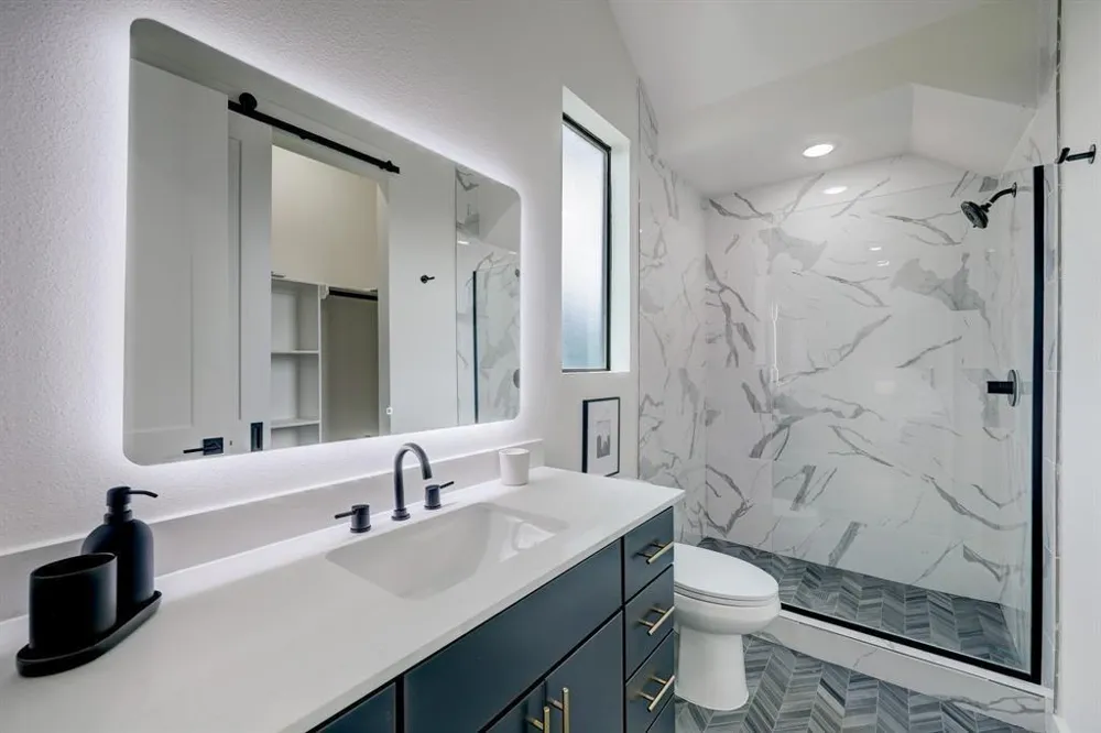 4722 Old Spanish Trail #B202 Houston, TX 77021