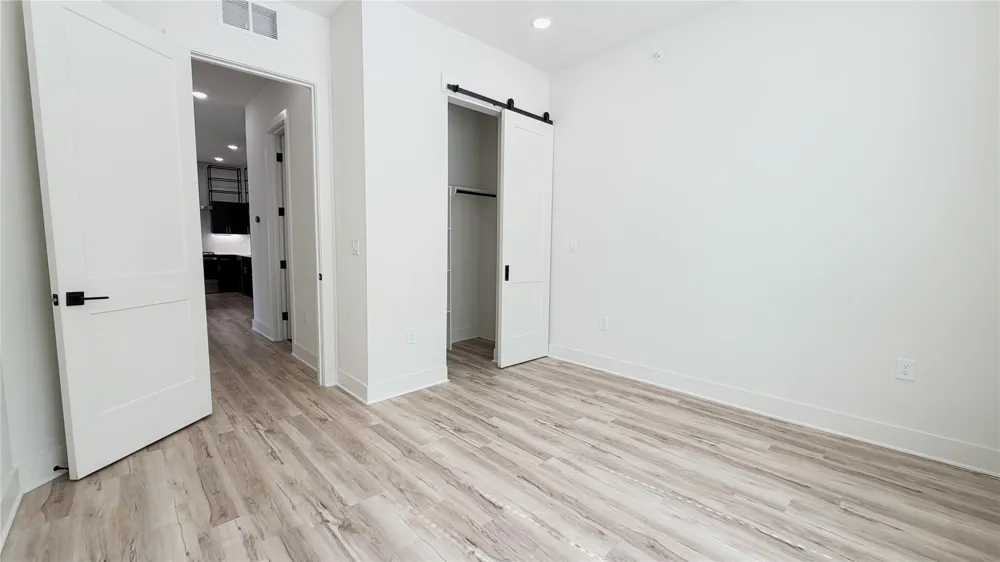 4932 Old Spanish Trail #A301 Houston, TX 77021