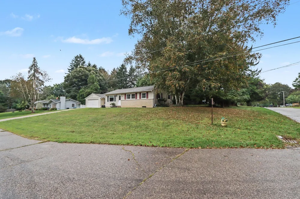 3024 Darmo Street Kalamazoo, MI 49008
