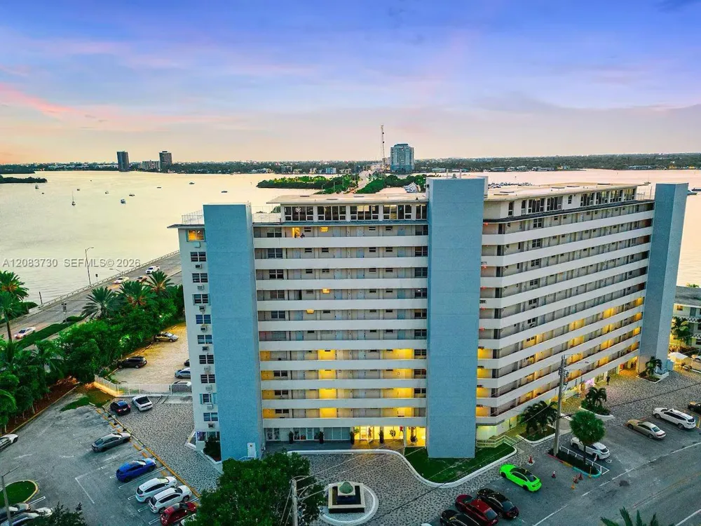 7904 West Dr #903 North Bay Village, FL 33141