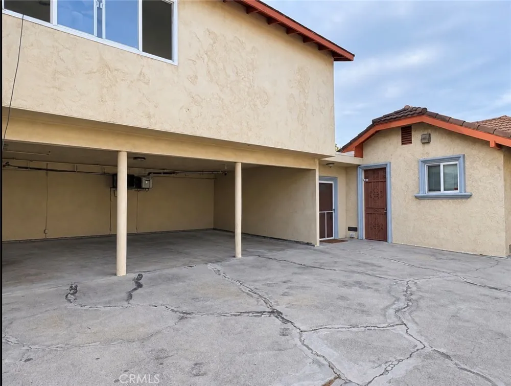3522 Garden #3 Los Angeles, CA 90039