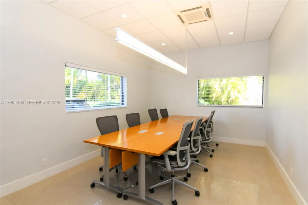 8119 NW 33rd St #8119 Doral, FL 33122