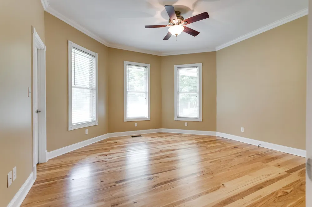 1078 Old Williamsport Pike Columbia, TN 38401