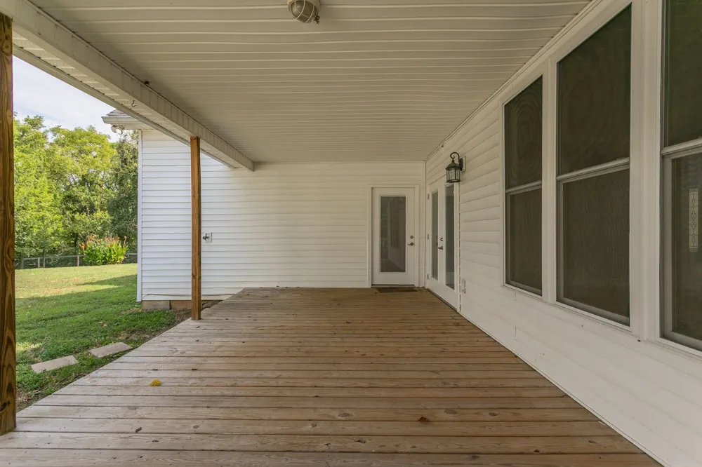1078 Old Williamsport Pike Columbia, TN 38401