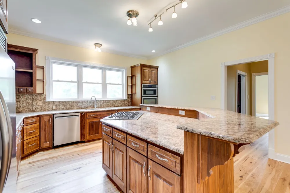 1078 Old Williamsport Pike Columbia, TN 38401