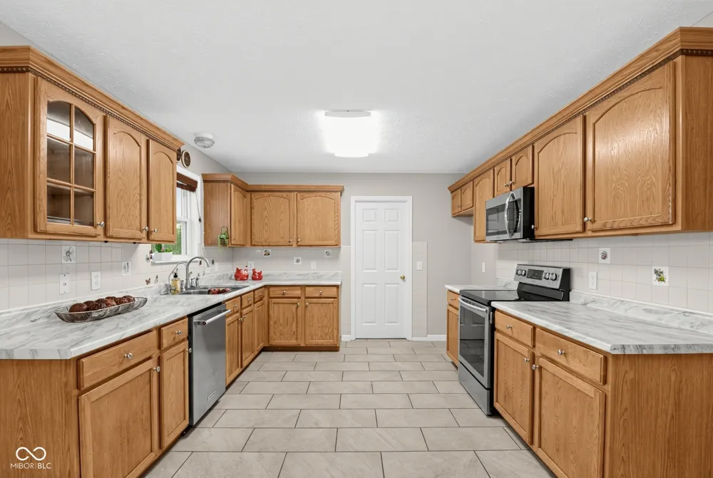 12895 Arvada Place Fishers, IN 46038