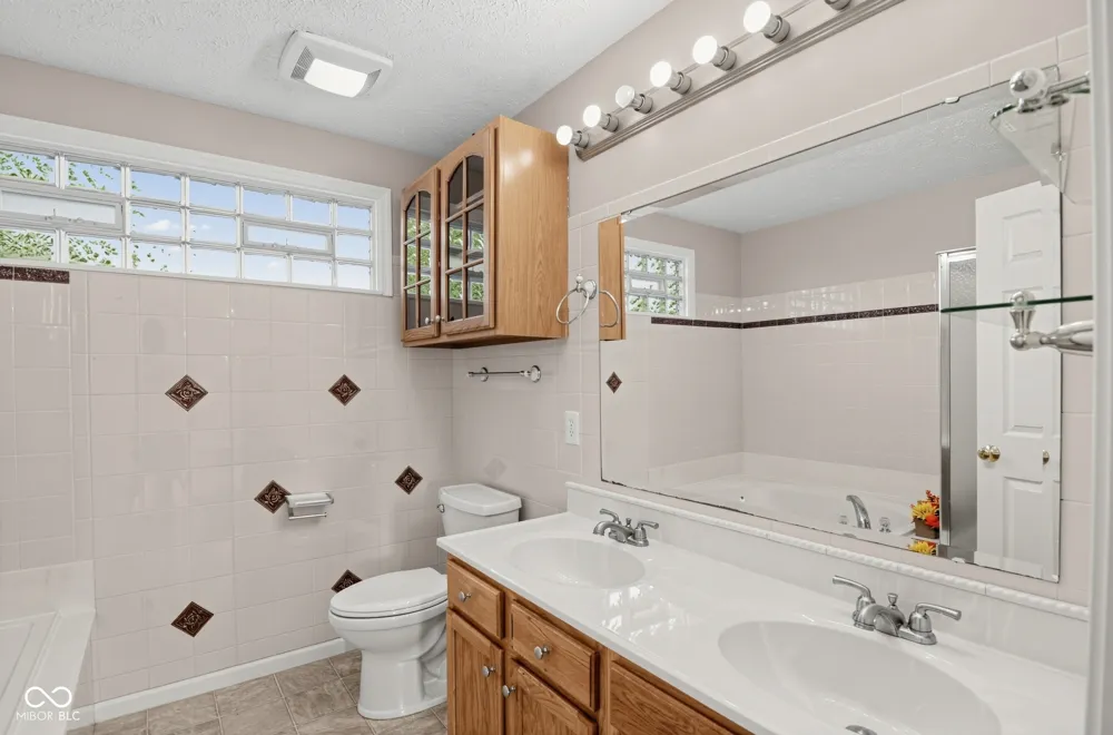 12895 Arvada Place Fishers, IN 46038