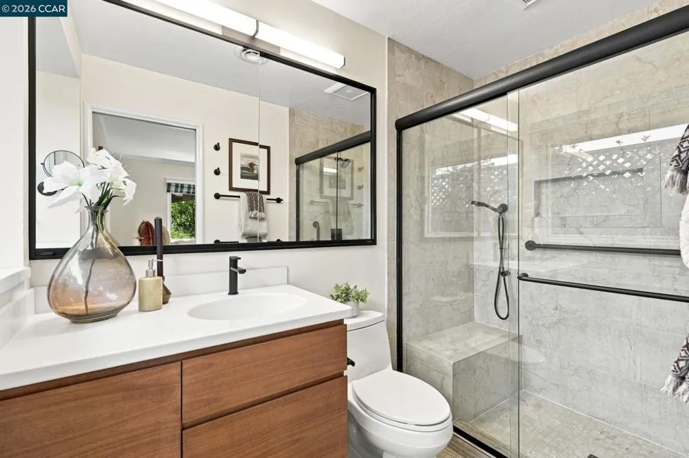 2737 San Antonio Dr Walnut Creek, CA 94598