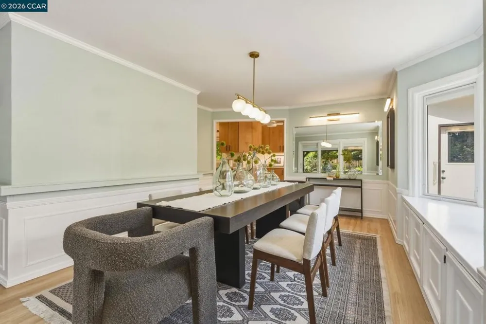 2737 San Antonio Dr Walnut Creek, CA 94598